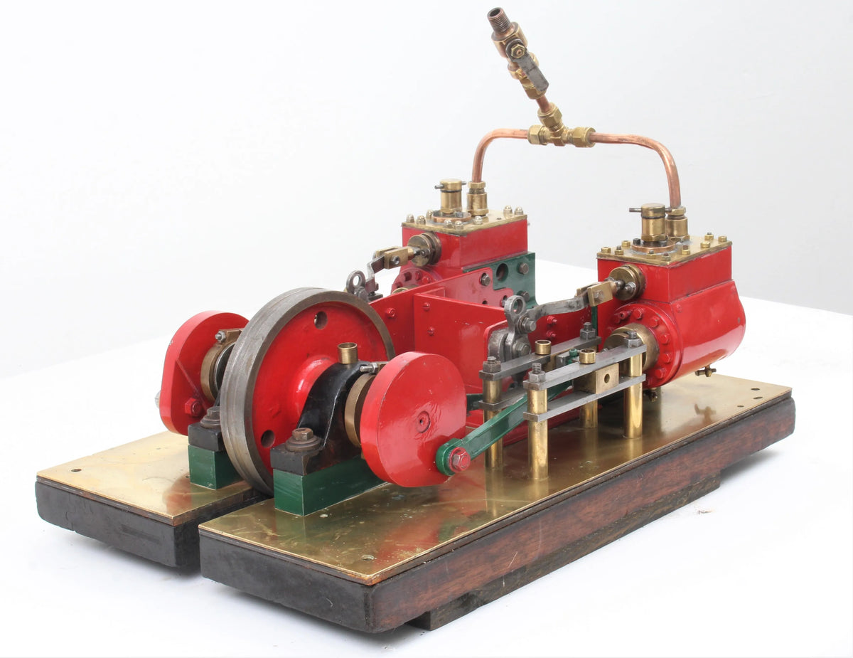 Scratch-built twin cylinder mill engine