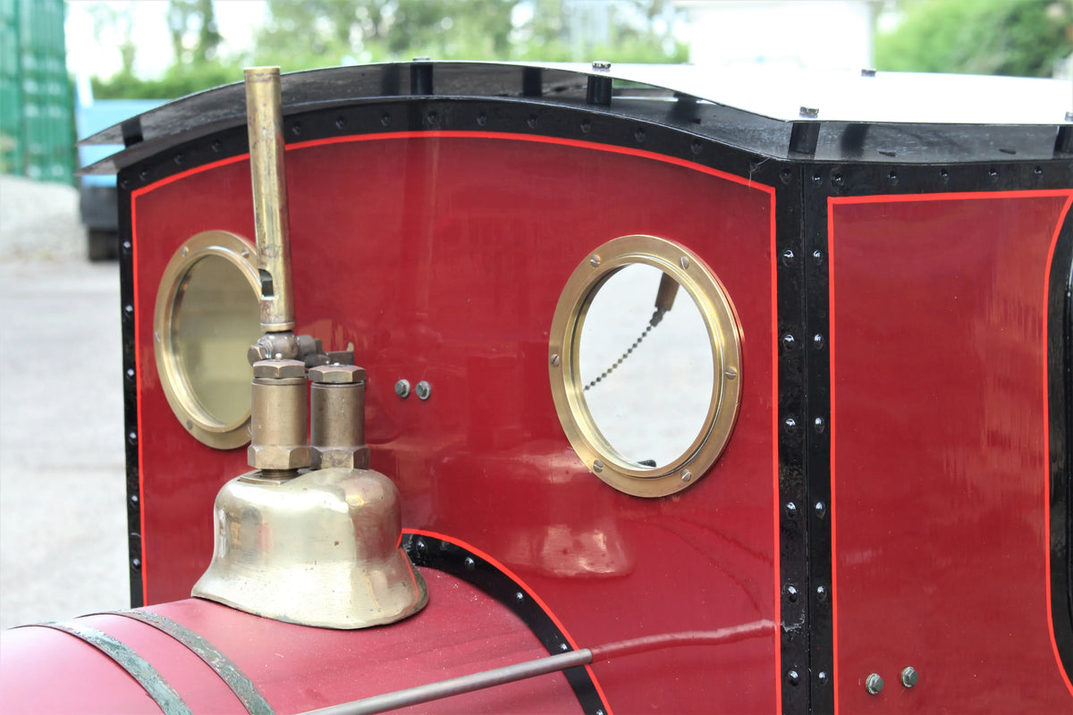 7 1/4 inch gauge Bagnall 0-6-2 + tender "Lady Phyllis"