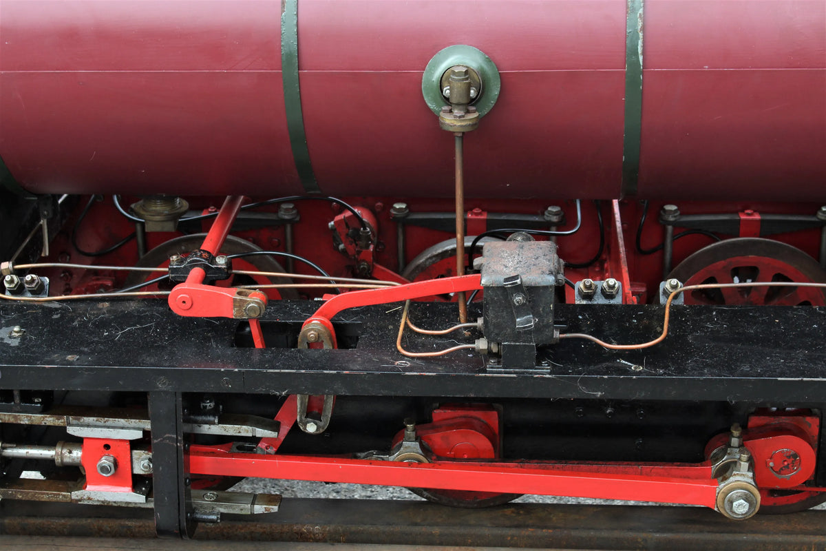 7 1/4 inch gauge Bagnall 0-6-2 + tender "Lady Phyllis"