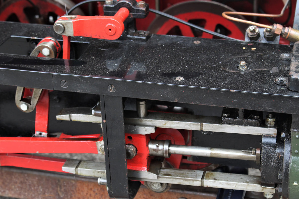 7 1/4 inch gauge Bagnall 0-6-2 + tender "Lady Phyllis"