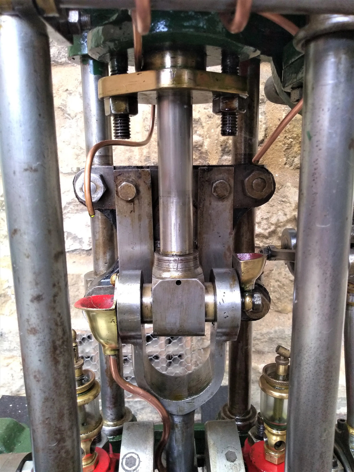Drysdale vertical engine with reversing gear