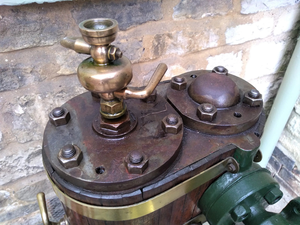 Drysdale vertical engine with reversing gear