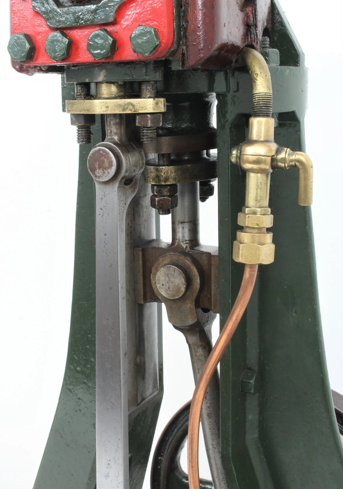 Vintage vertical engine