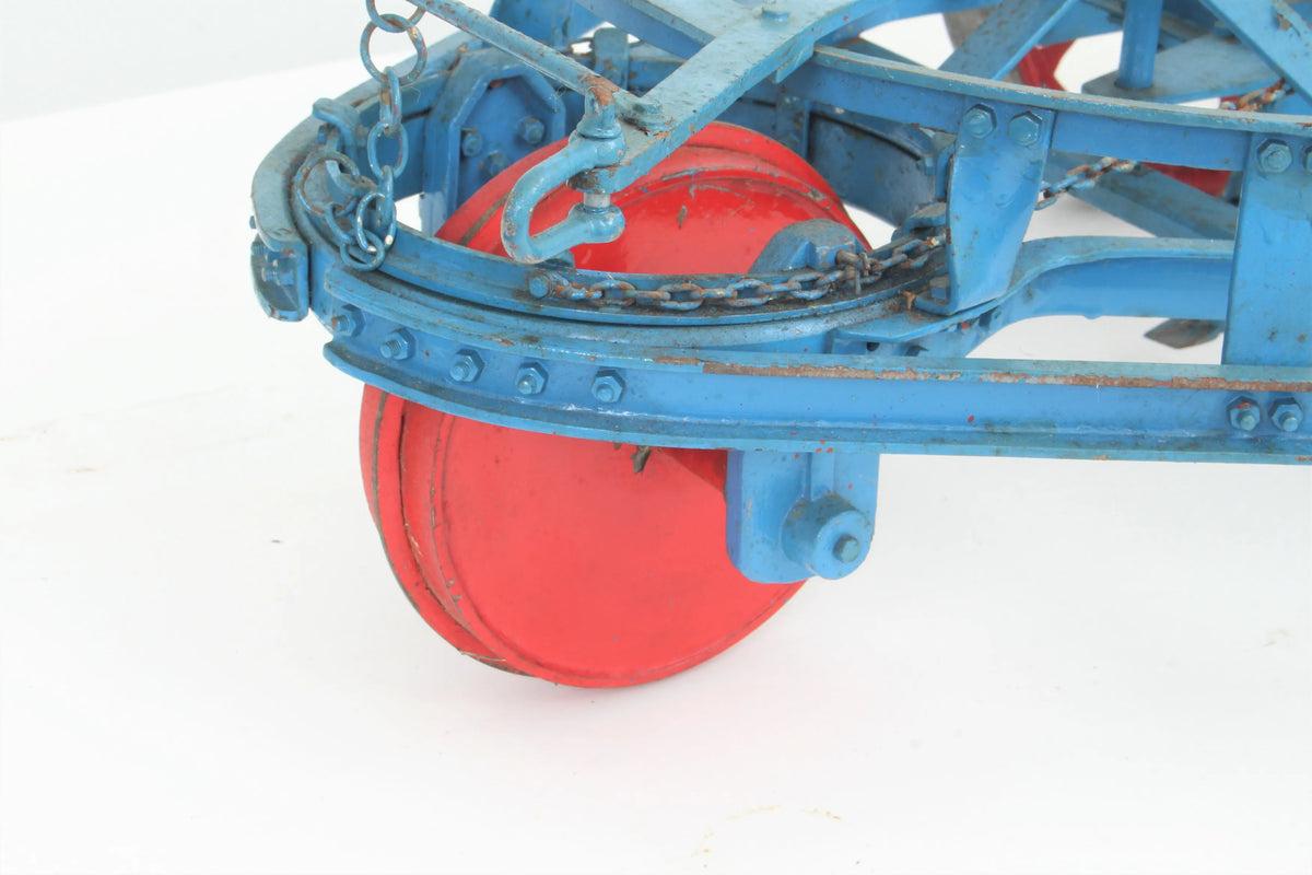 2 inch scale cultivator