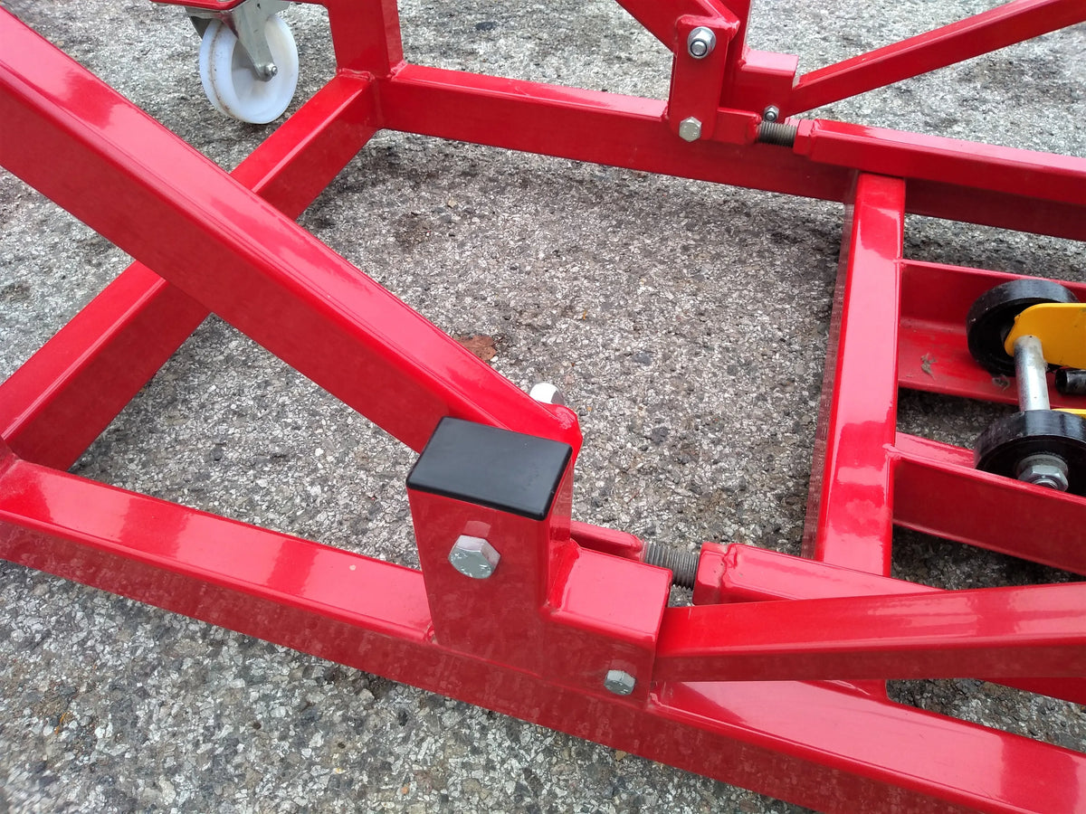 Hydraulic locomotive lift