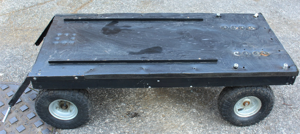 Four wheel trolley with pneumatic tyres