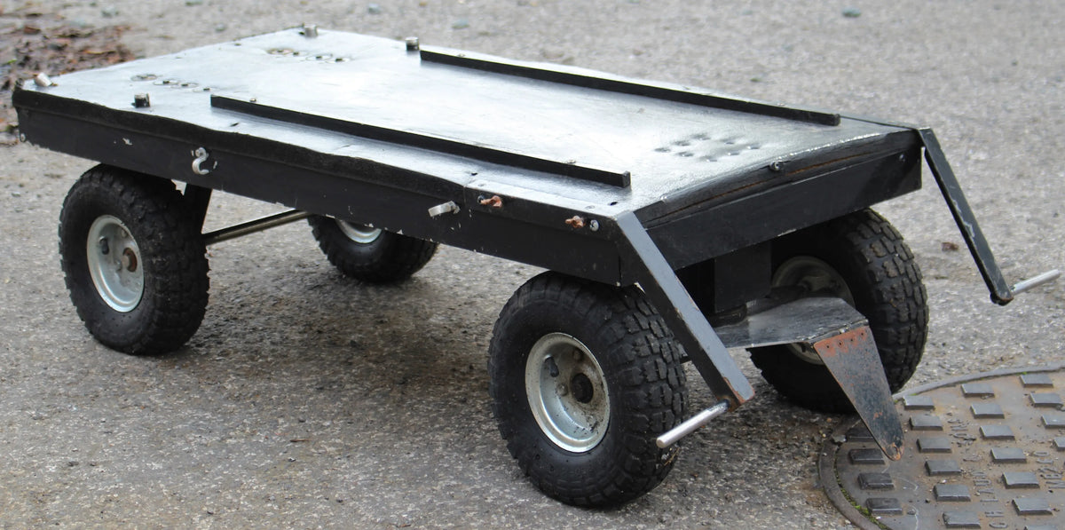 Four wheel trolley with pneumatic tyres
