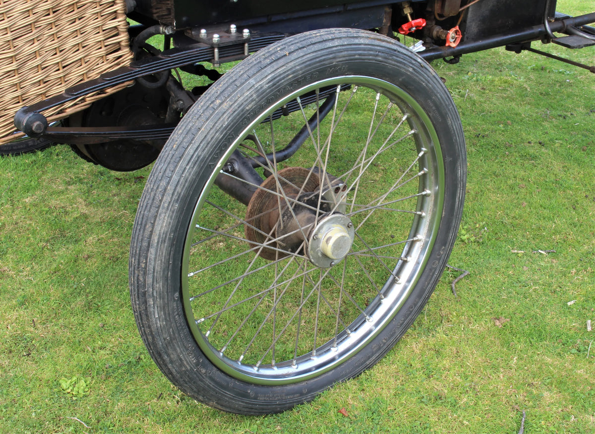 Likamobile steam car