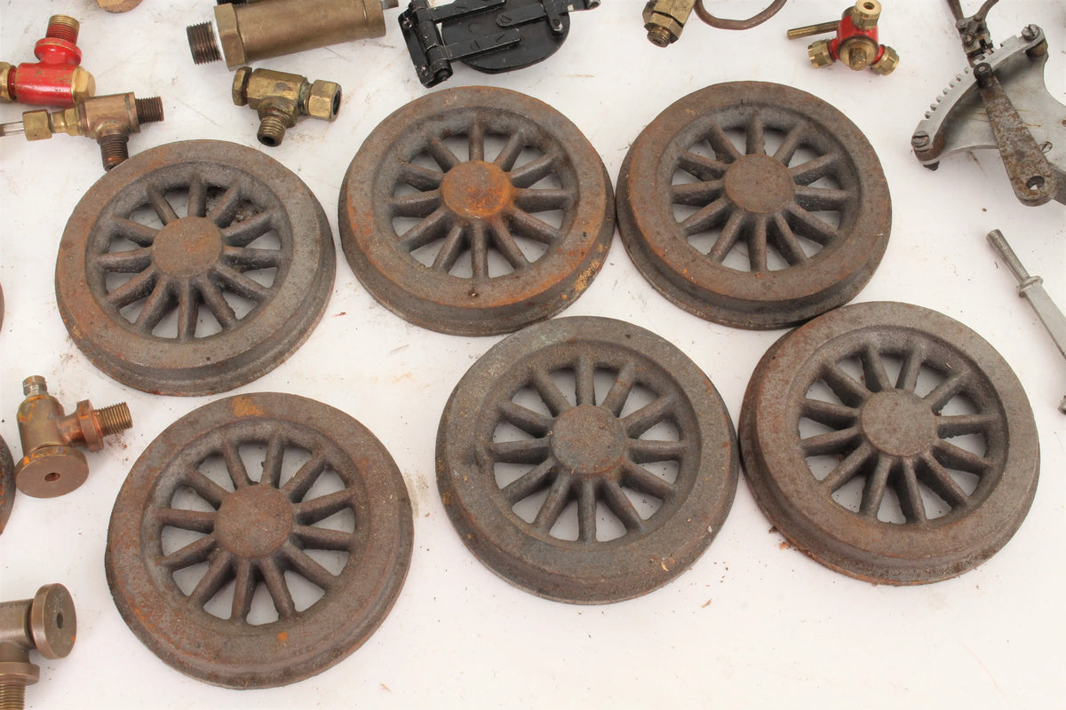Box of miscellaneous parts & fittings