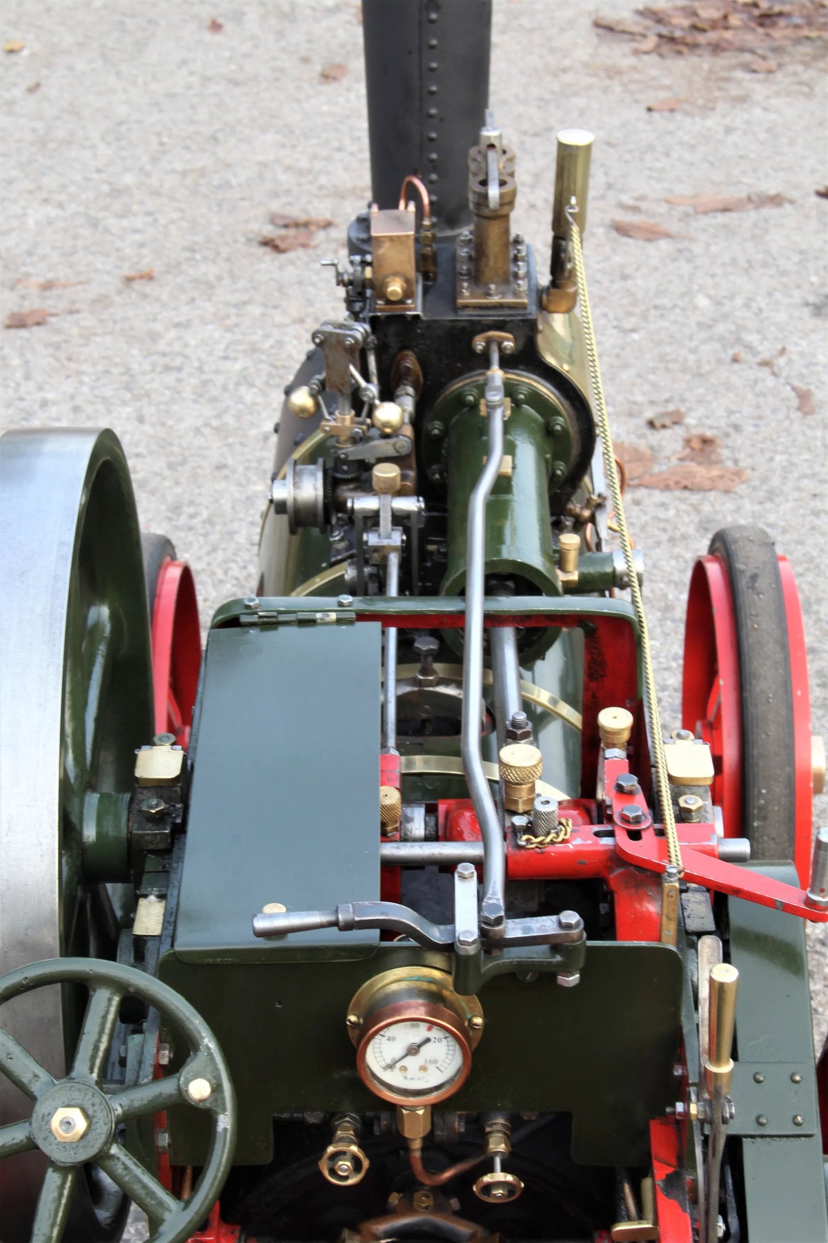 3 inch scale Foster with driving truck