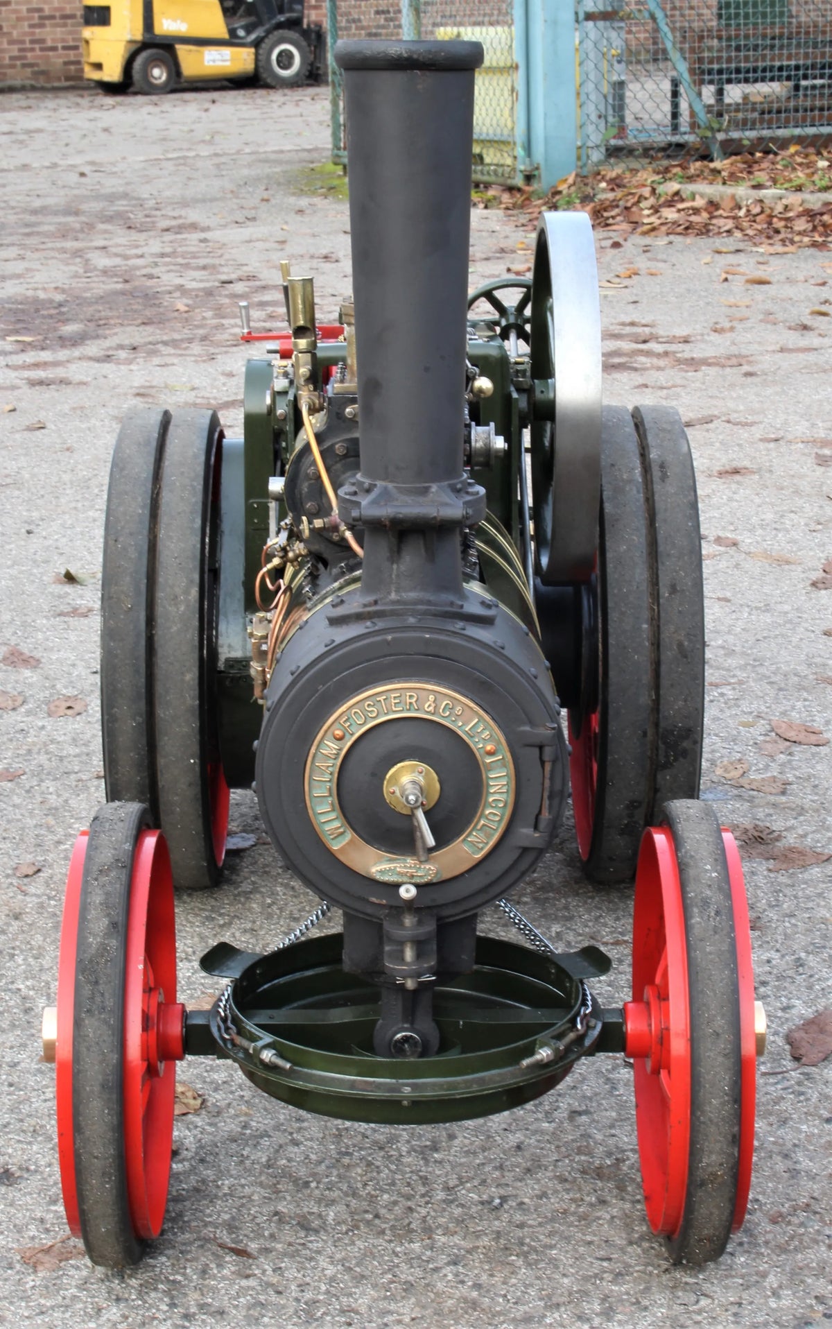 3 inch scale Foster with driving truck