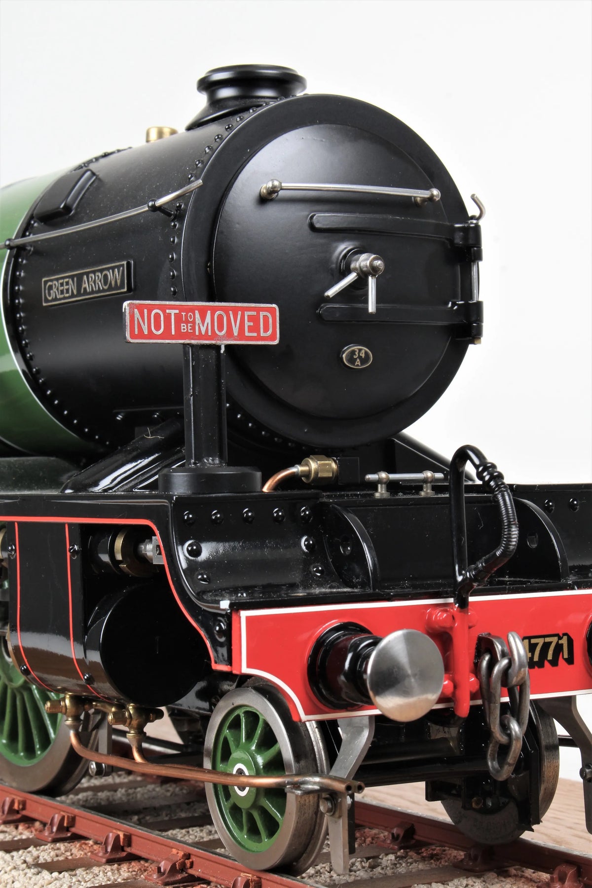 2 1/2 inch gauge LNER V2 "Green Arrow"