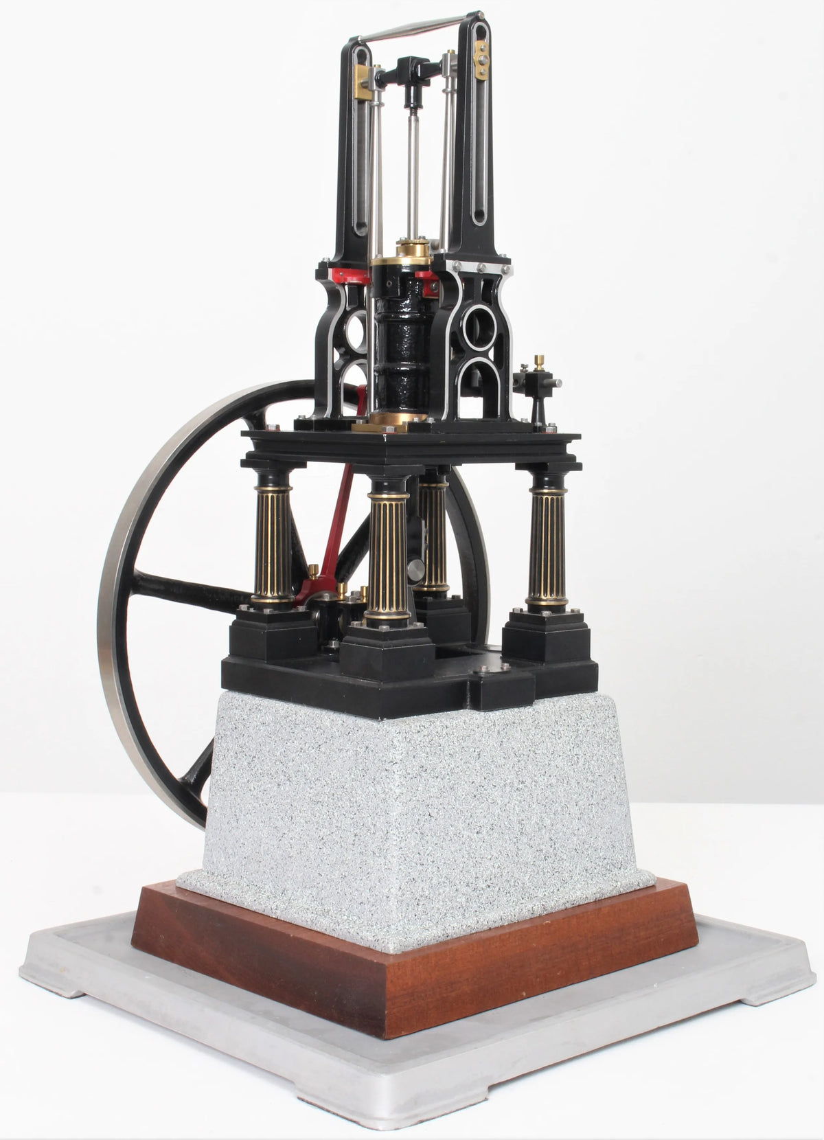 Cotswold Heritage "Titan" table engine