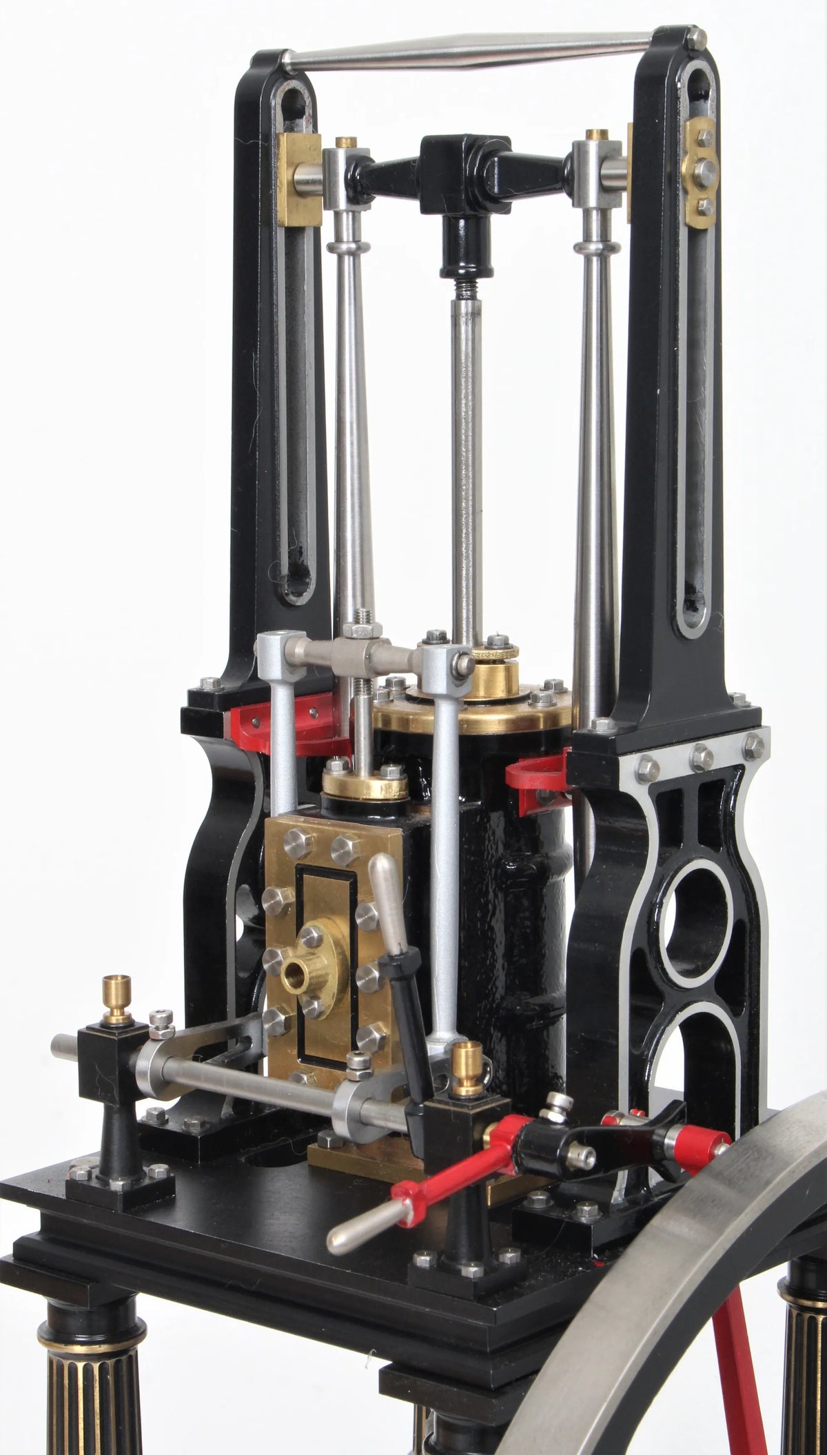 Cotswold Heritage "Titan" table engine