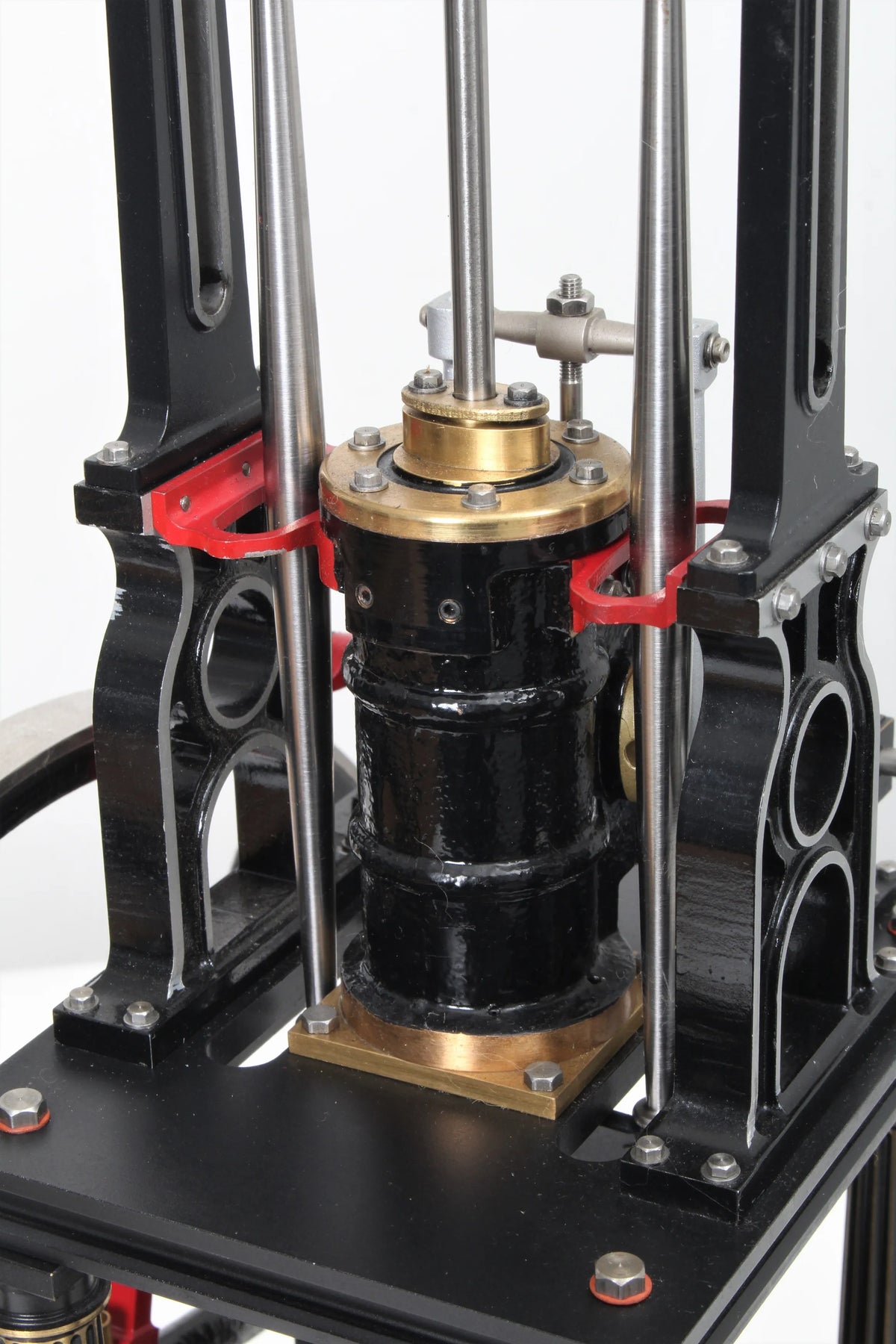 Cotswold Heritage "Titan" table engine