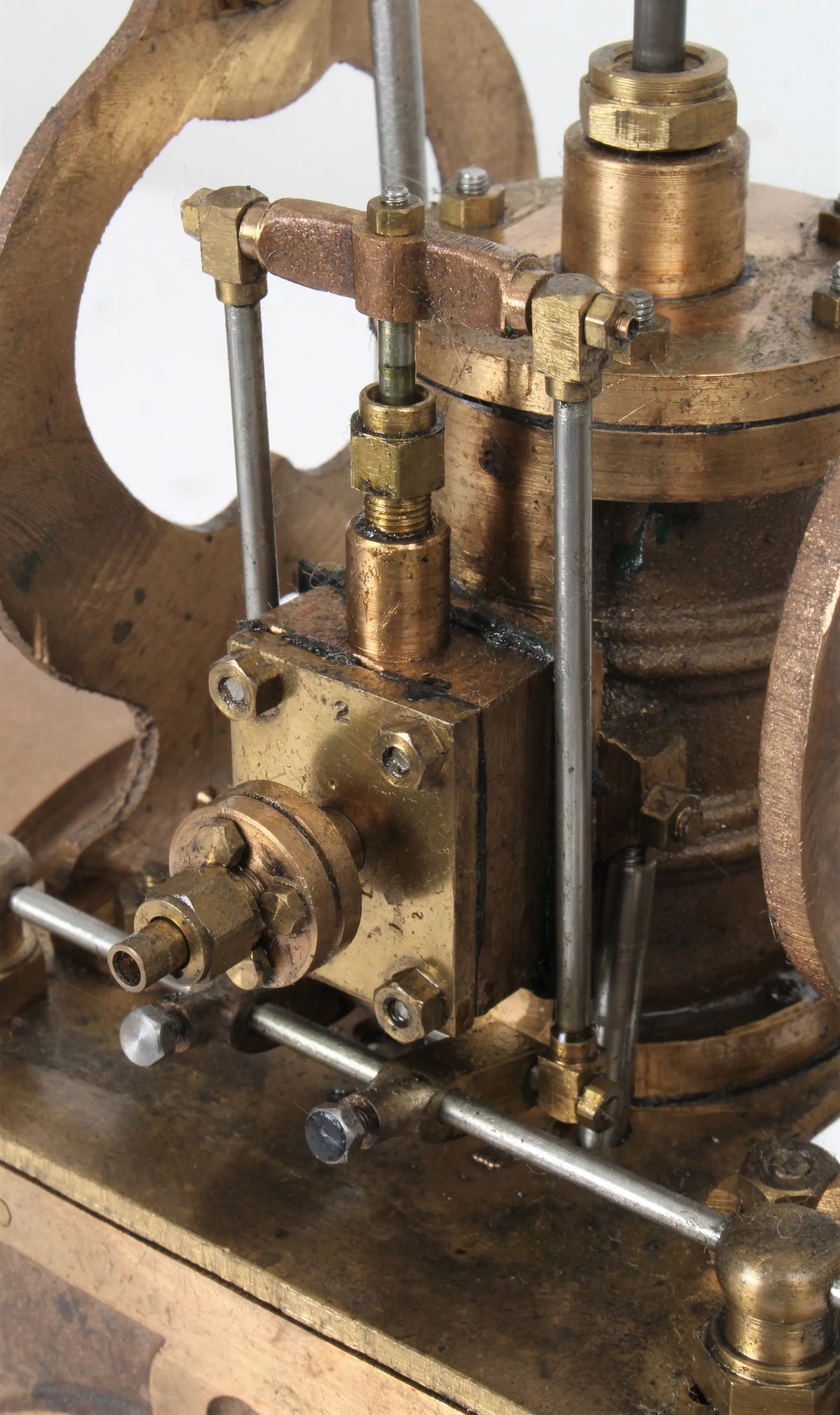 Large table engine