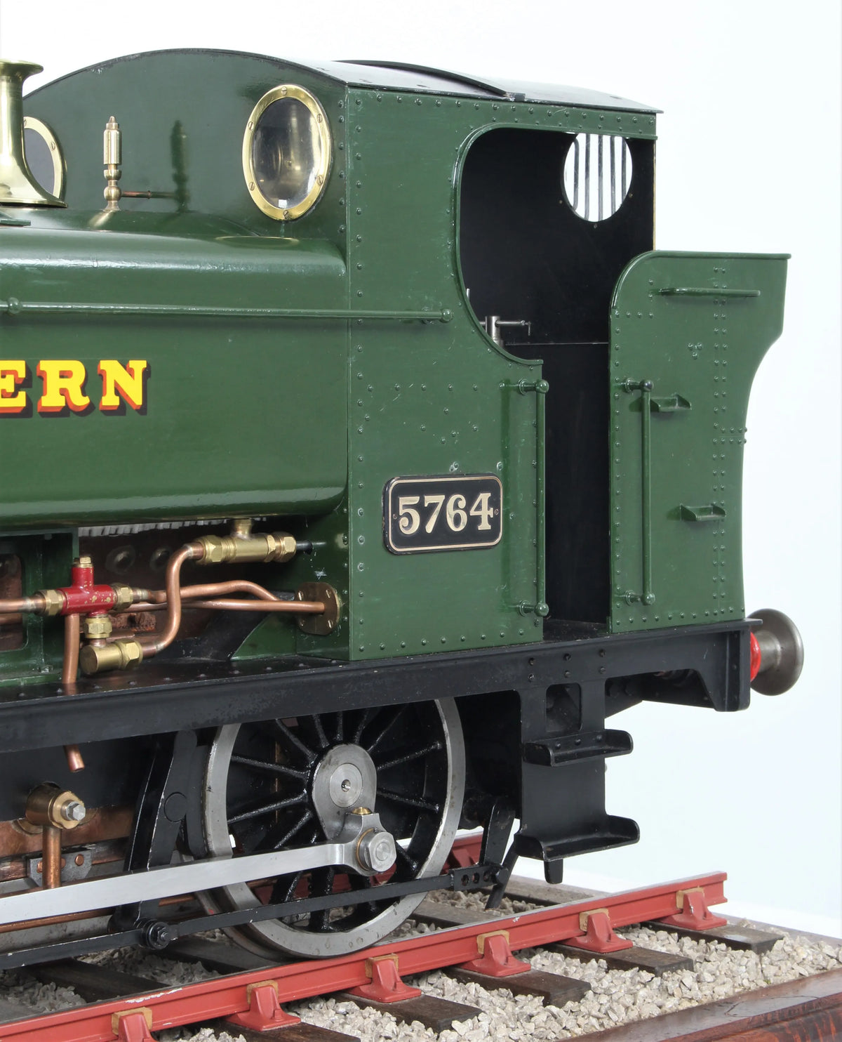 5 inch gauge GWR 0-6-0PT