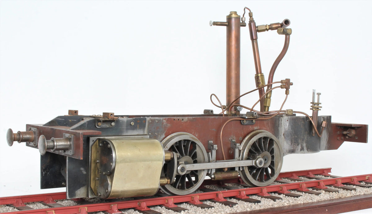 Oscillating cylinder vertical boiler locomotive