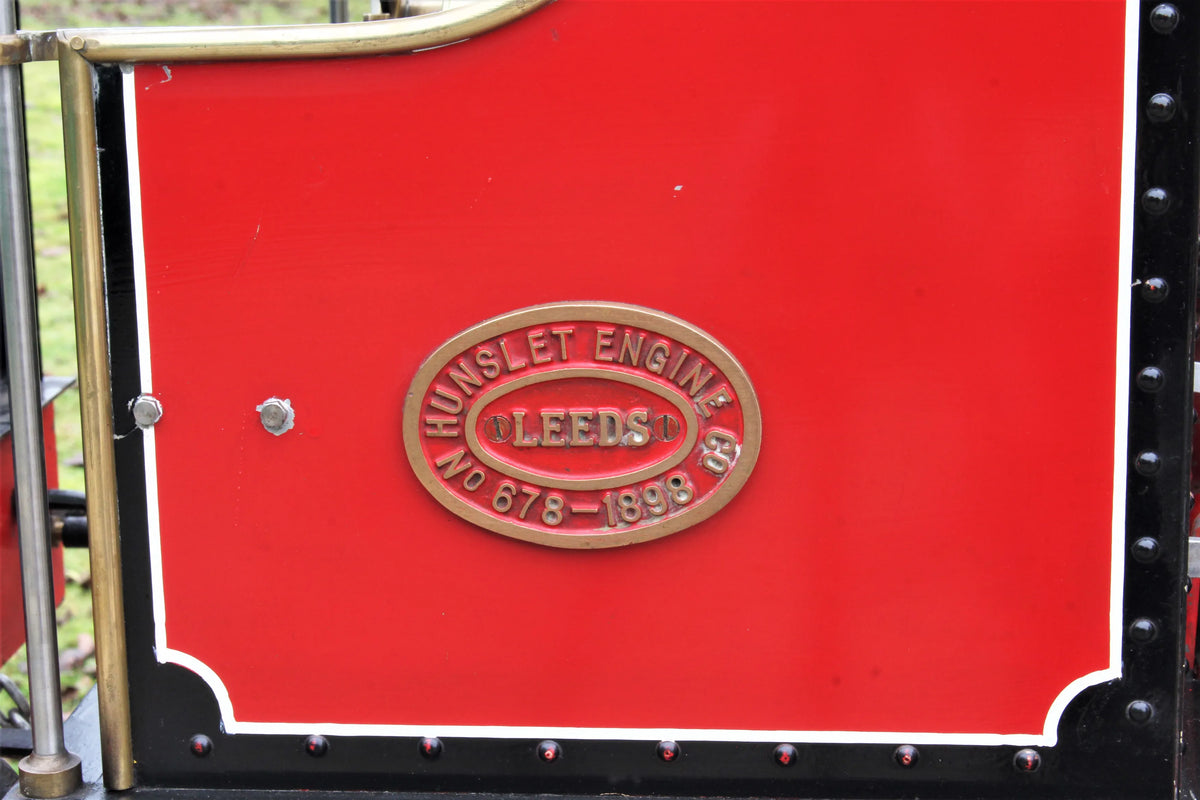 7 1/4 inch gauge Quarry Hunslet with tender