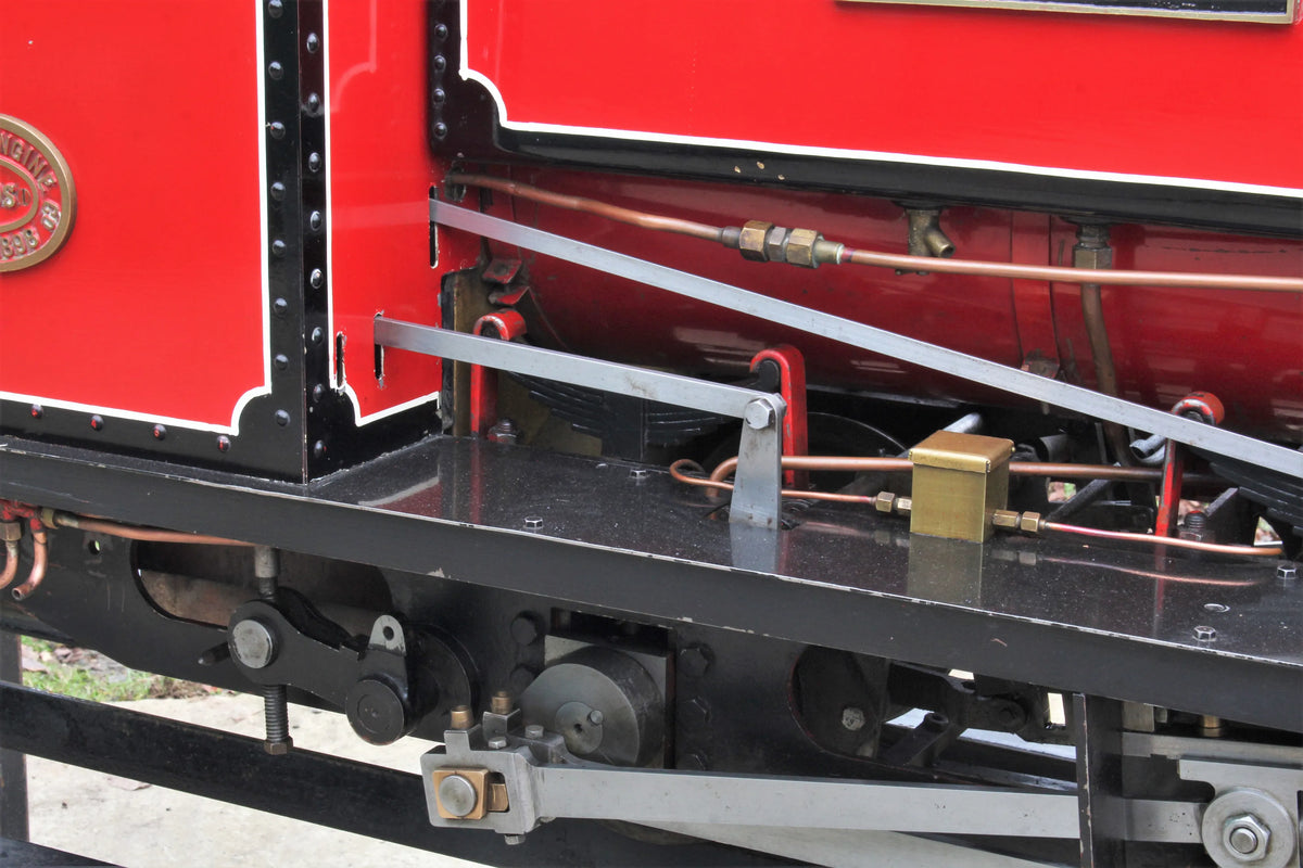 7 1/4 inch gauge Quarry Hunslet with tender