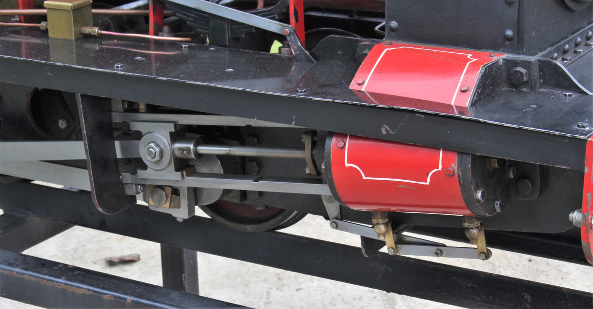7 1/4 inch gauge Quarry Hunslet with tender