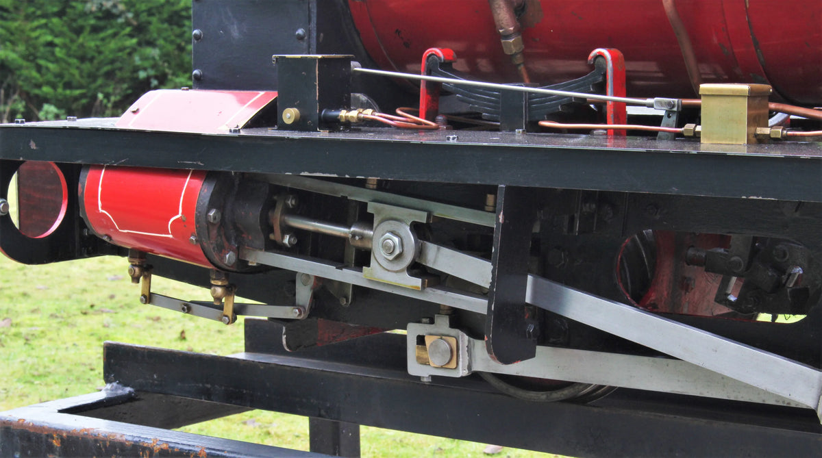 7 1/4 inch gauge Quarry Hunslet with tender