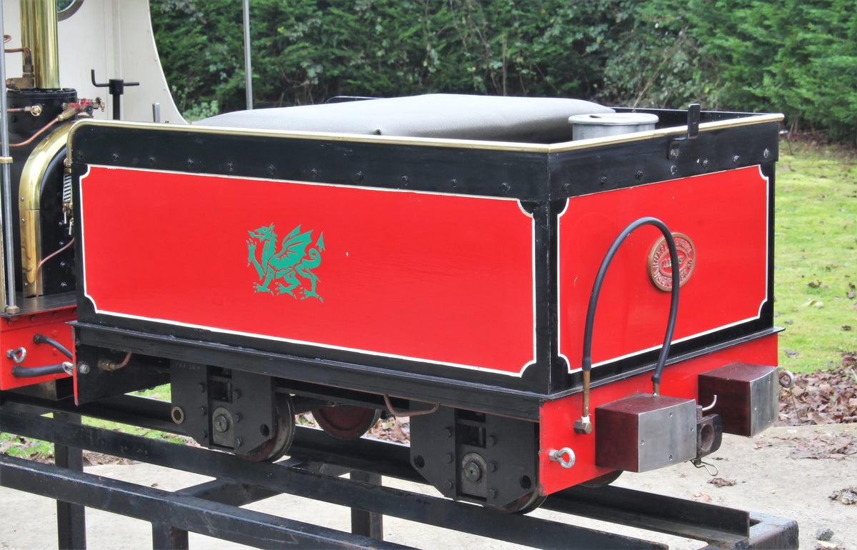 7 1/4 inch gauge Quarry Hunslet with tender