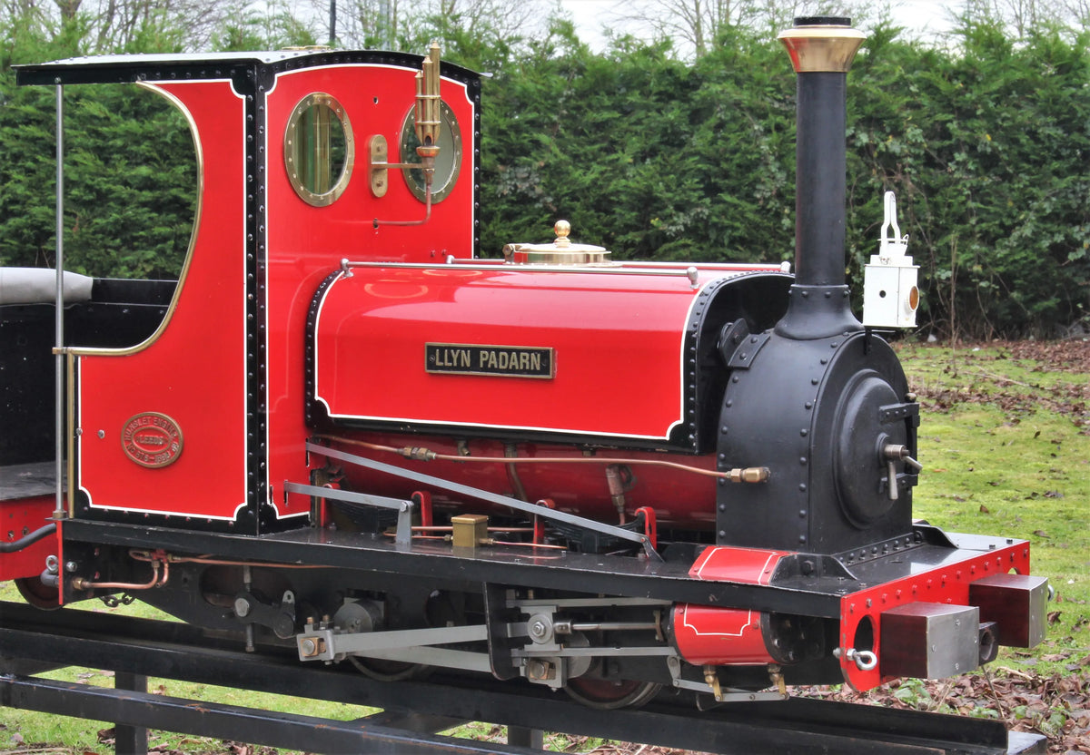 7 1/4 inch gauge Quarry Hunslet with tender