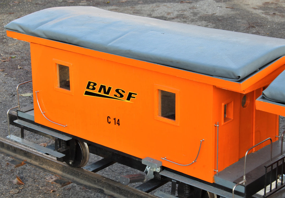 7 1/4 inch gauge GP38 with driving & passenger trucks