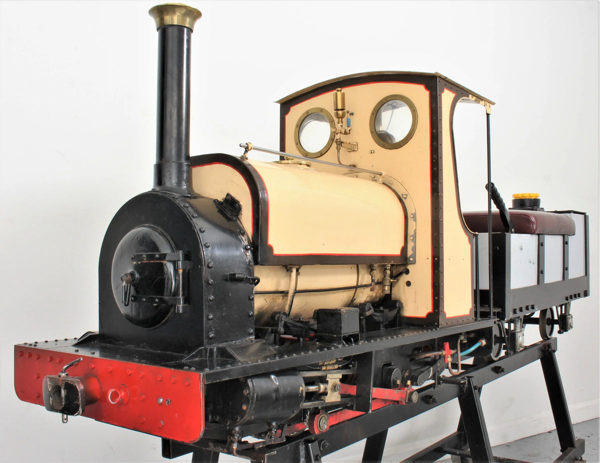 7 1/4 inch gauge 3 inch scale Hunslet 0-4-0ST with driving truck
