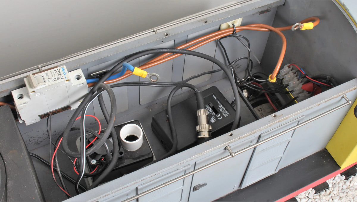 5 inch gauge 17D Class 20 battery electric