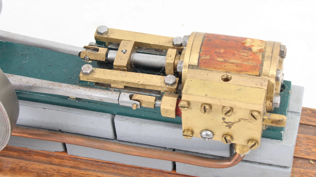Horizontal mill engine