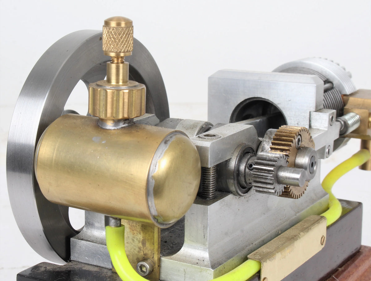 Small model open crank IOE engine