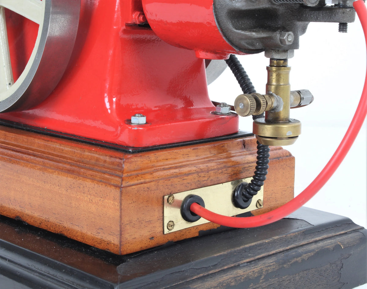 Water-cooled hit & miss engine