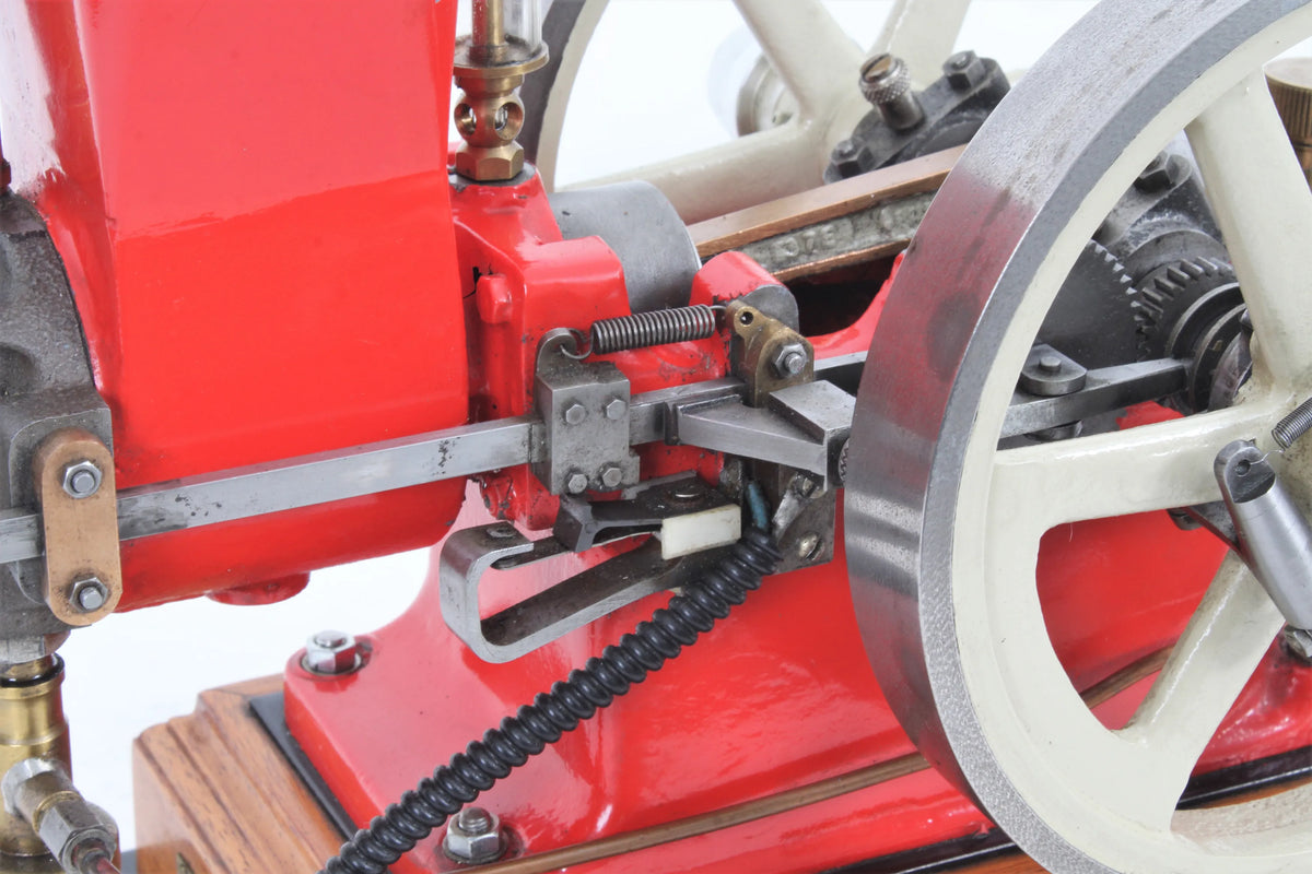 Water-cooled hit & miss engine