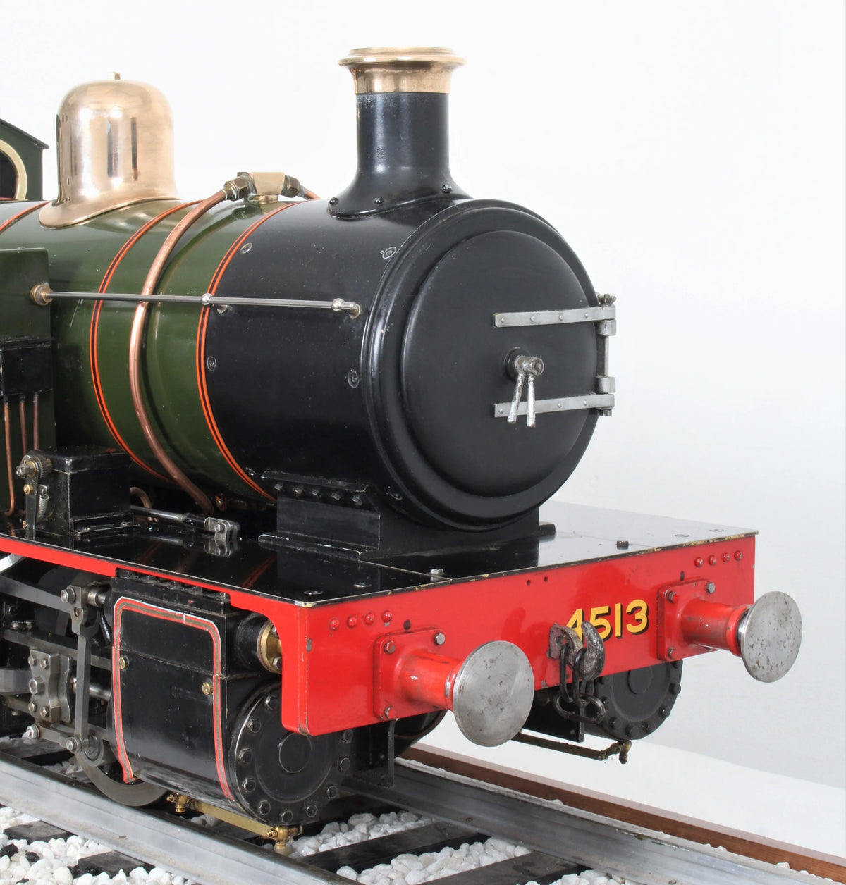 Award-winning 5 inch gauge "Super Simplex" 0-6-0T