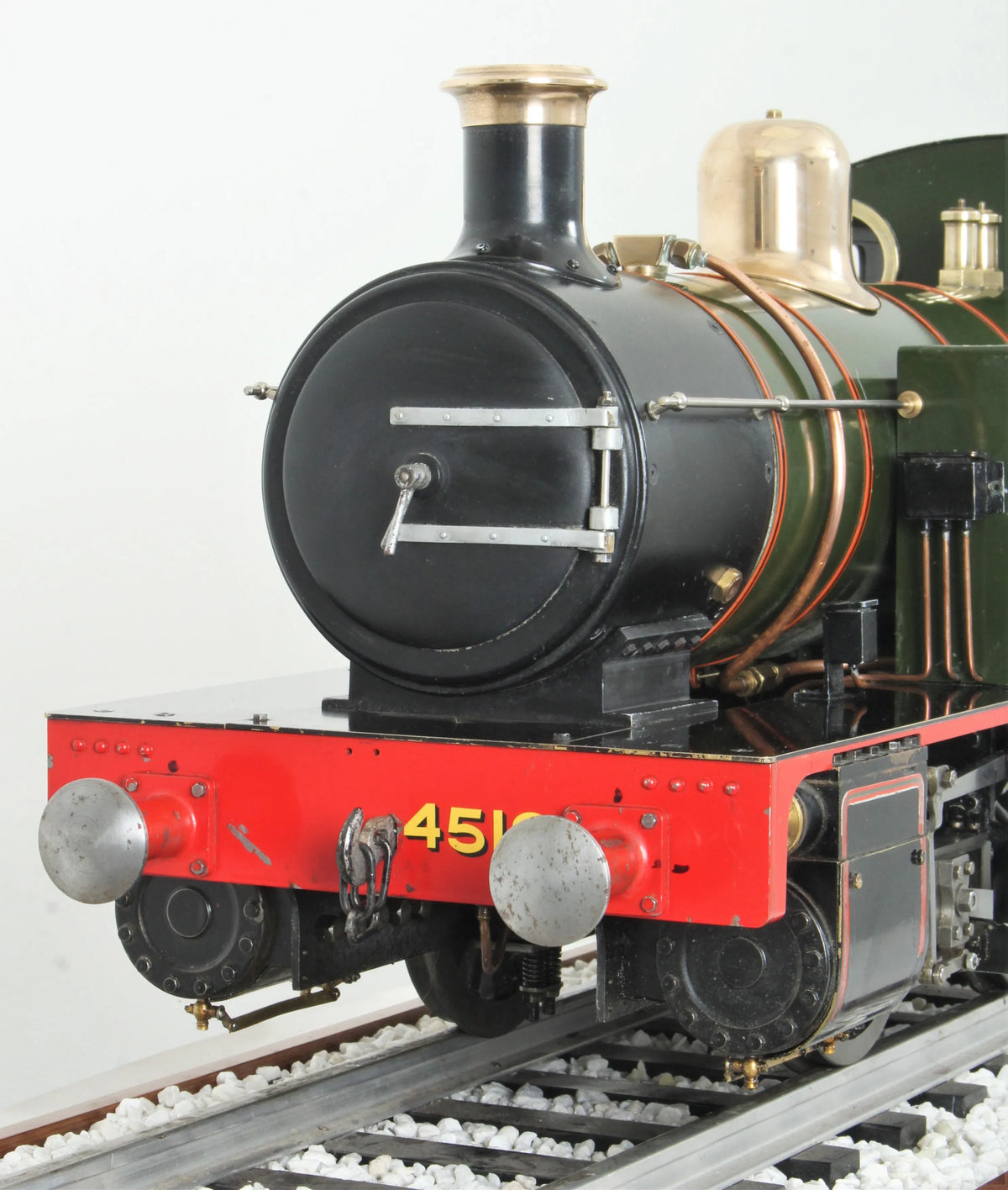 Award-winning 5 inch gauge "Super Simplex" 0-6-0T