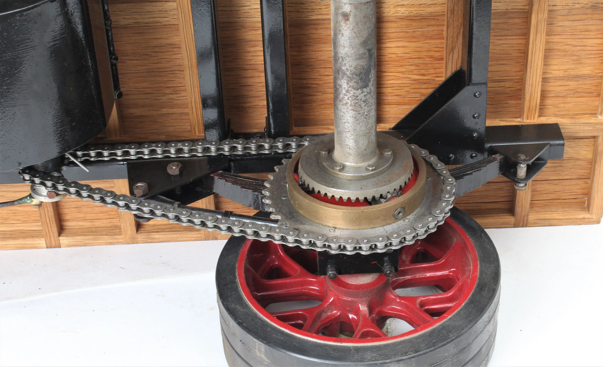 2 inch scale Clayton steam wagon