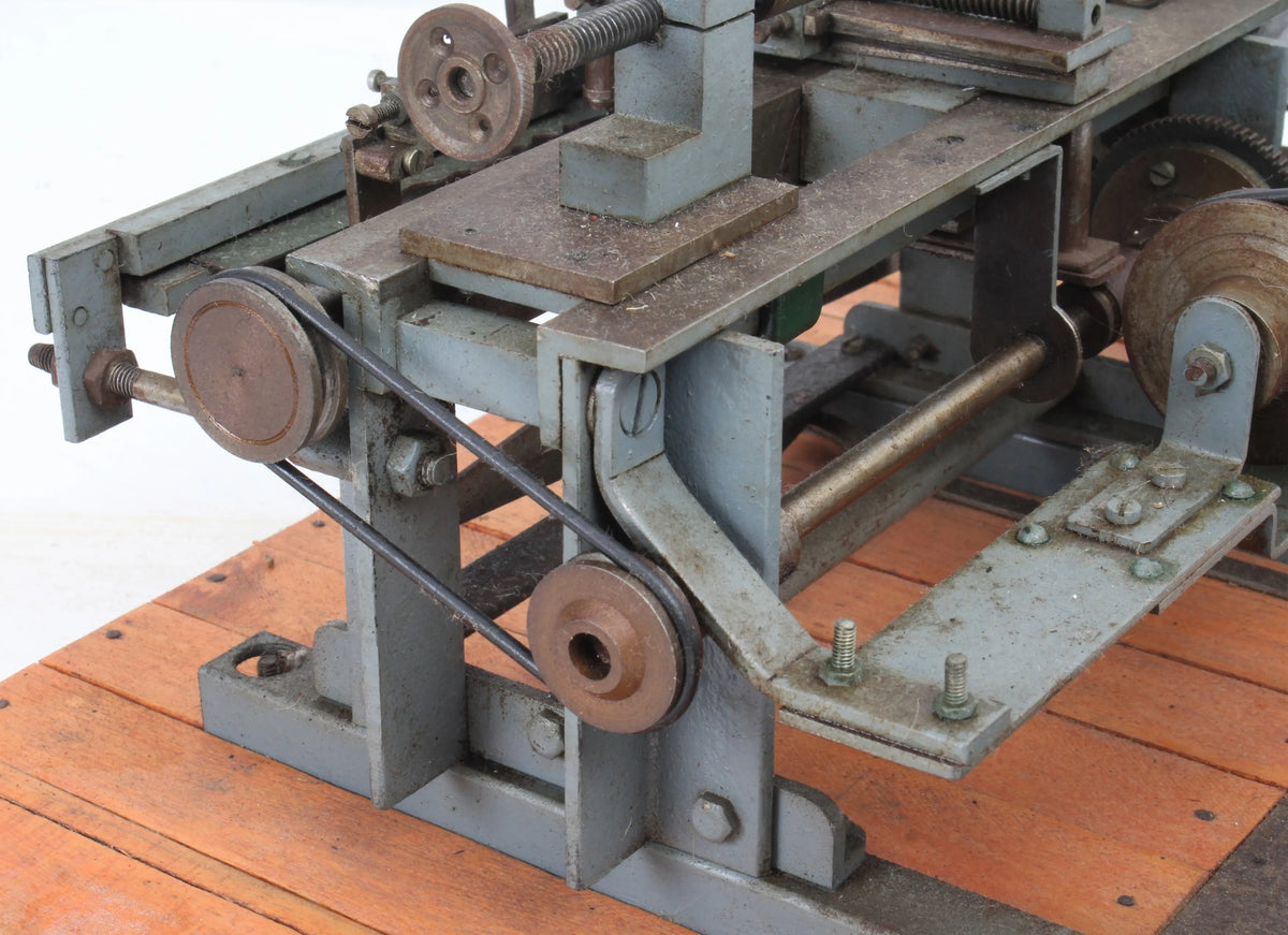 Model lathe with copy attachment