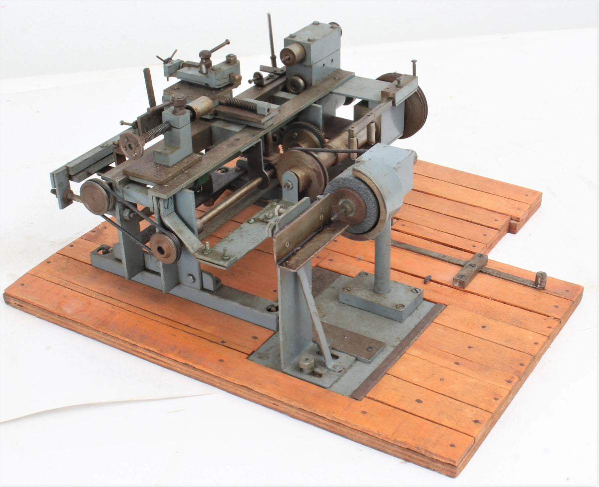 Model lathe with copy attachment