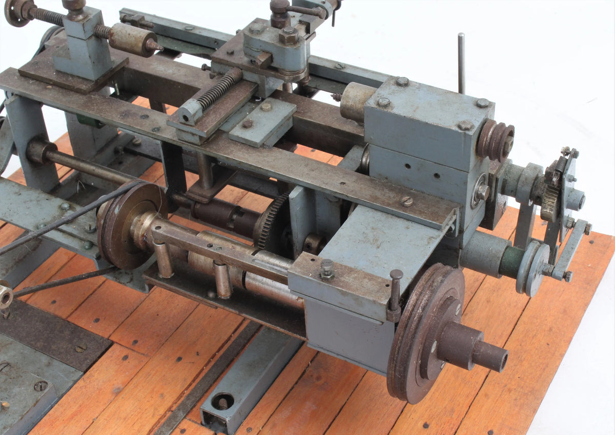 Model lathe with copy attachment