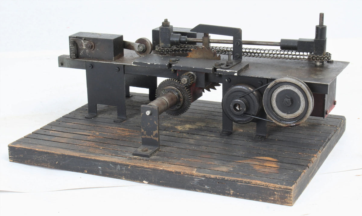 Model saw bench