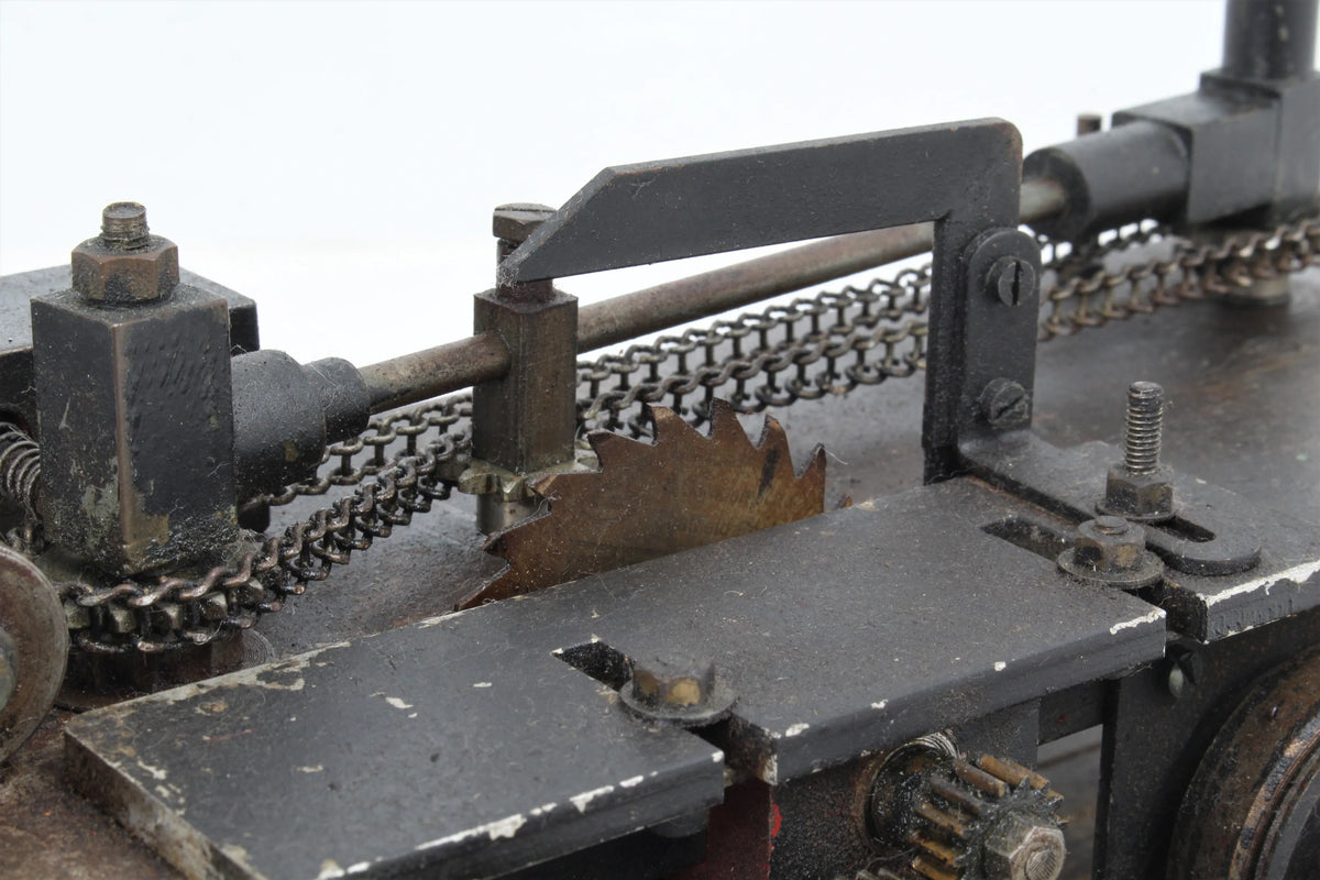 Model saw bench