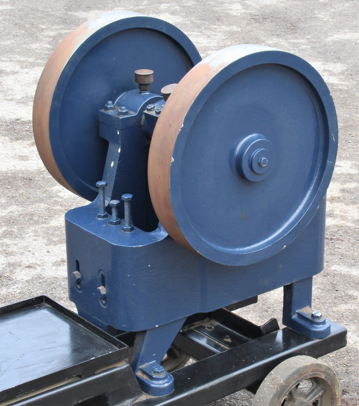 4 inch scale stone crusher
