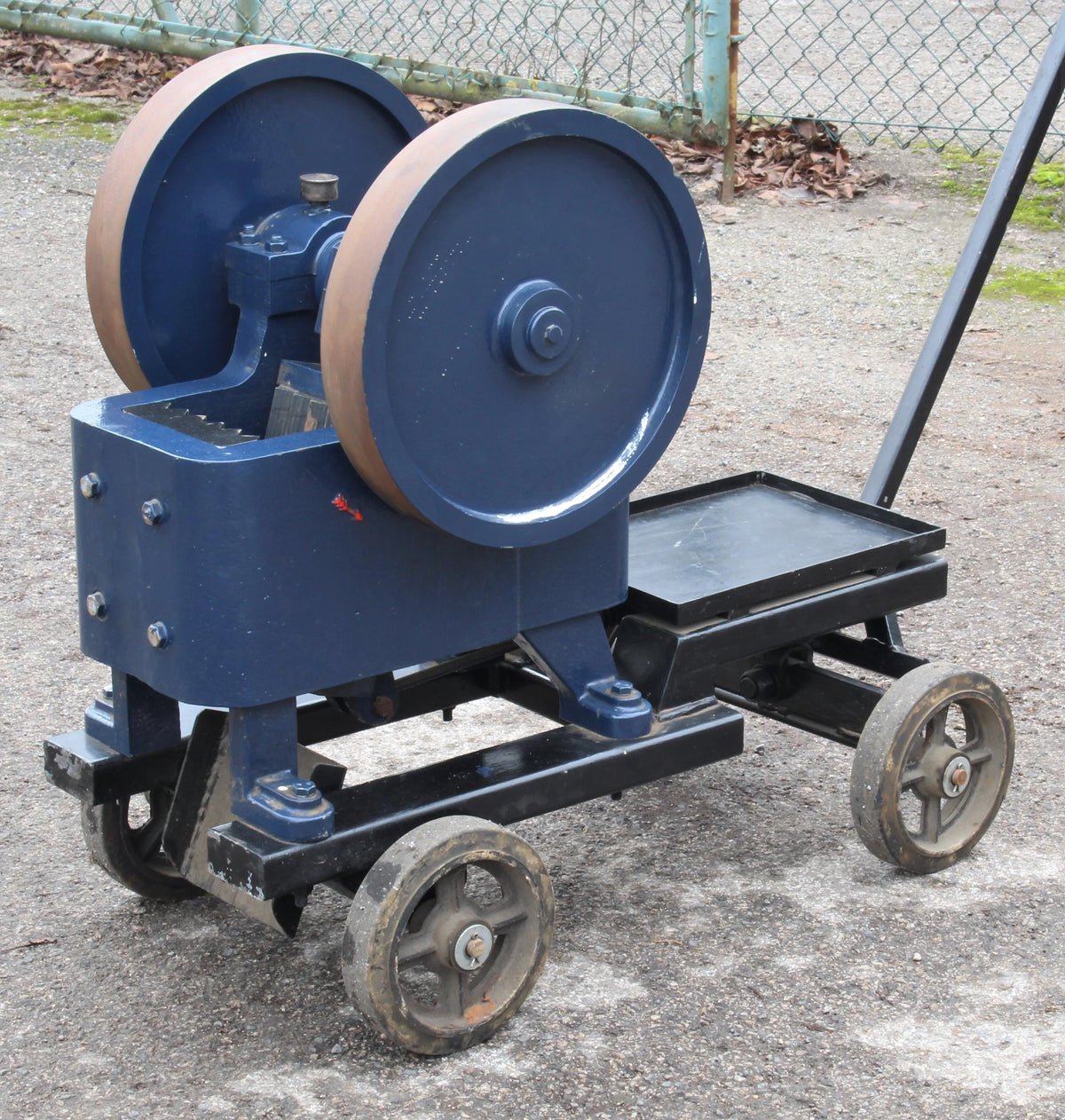 4 inch scale stone crusher