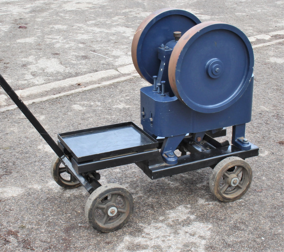 4 inch scale stone crusher