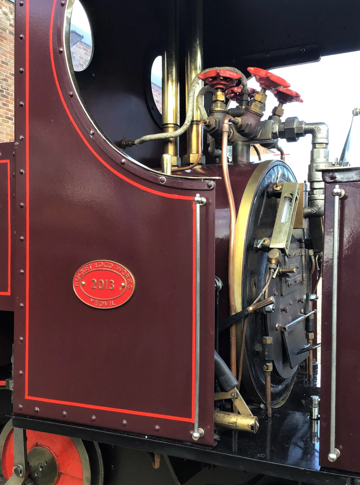 7 1/4 inch narrow gauge "Sweet William" 0-4-2T with tender