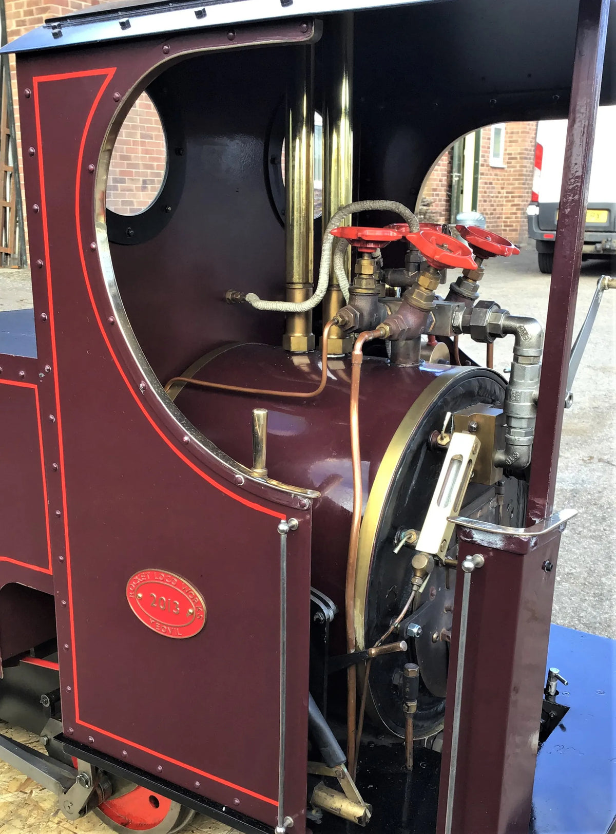 7 1/4 inch narrow gauge "Sweet William" 0-4-2T with tender