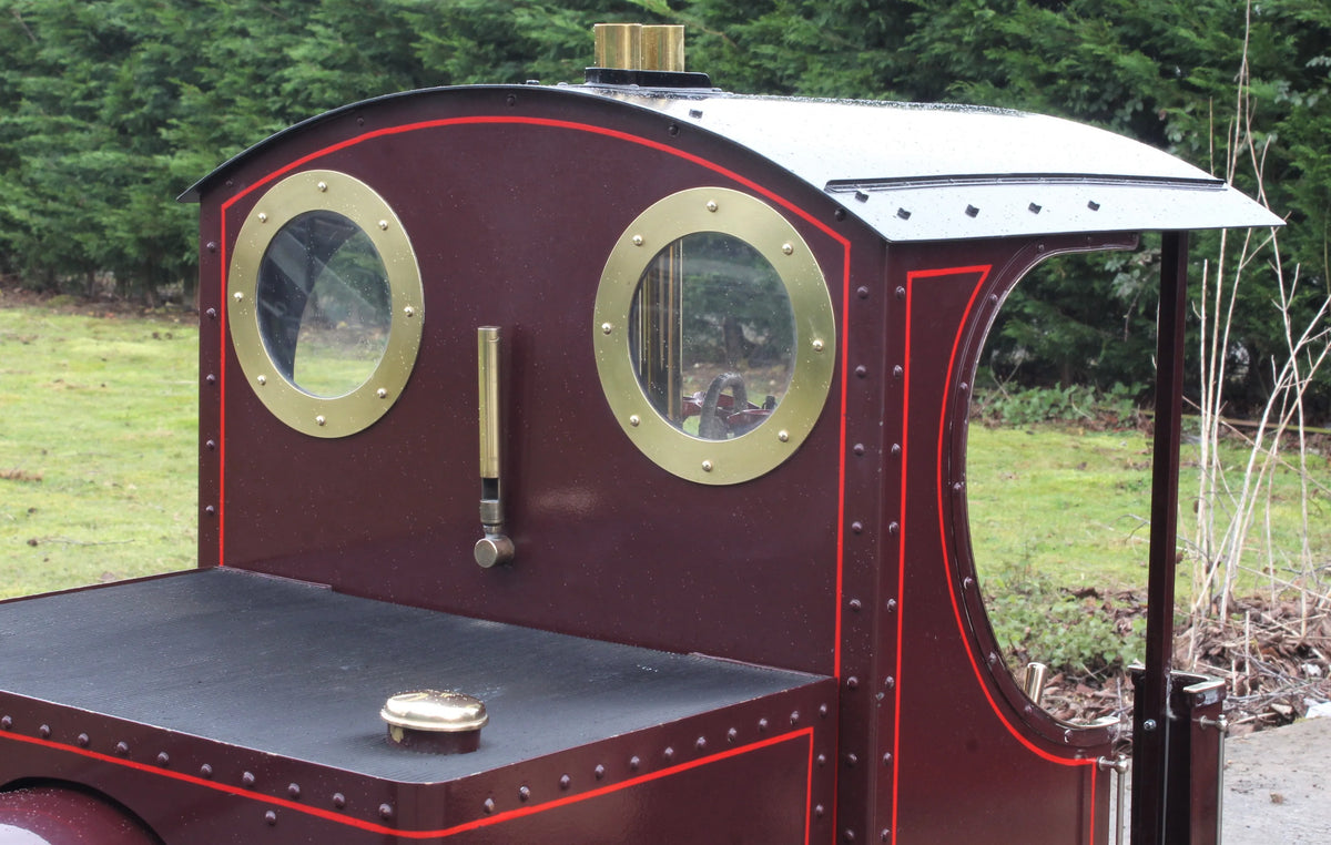 7 1/4 inch narrow gauge "Sweet William" 0-4-2T with tender