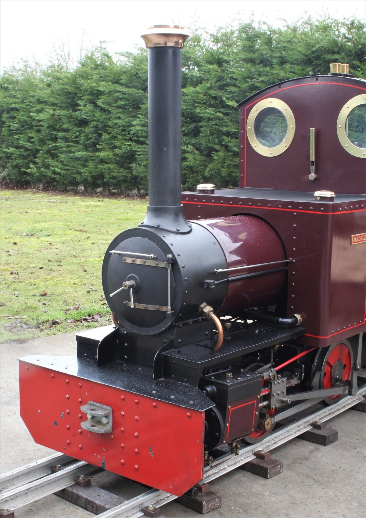7 1/4 inch narrow gauge "Sweet William" 0-4-2T with tender